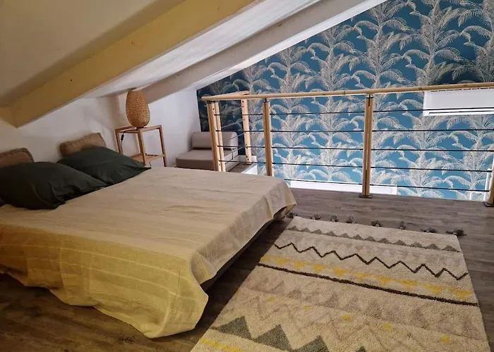 La Maison De Leonie Sur Vias