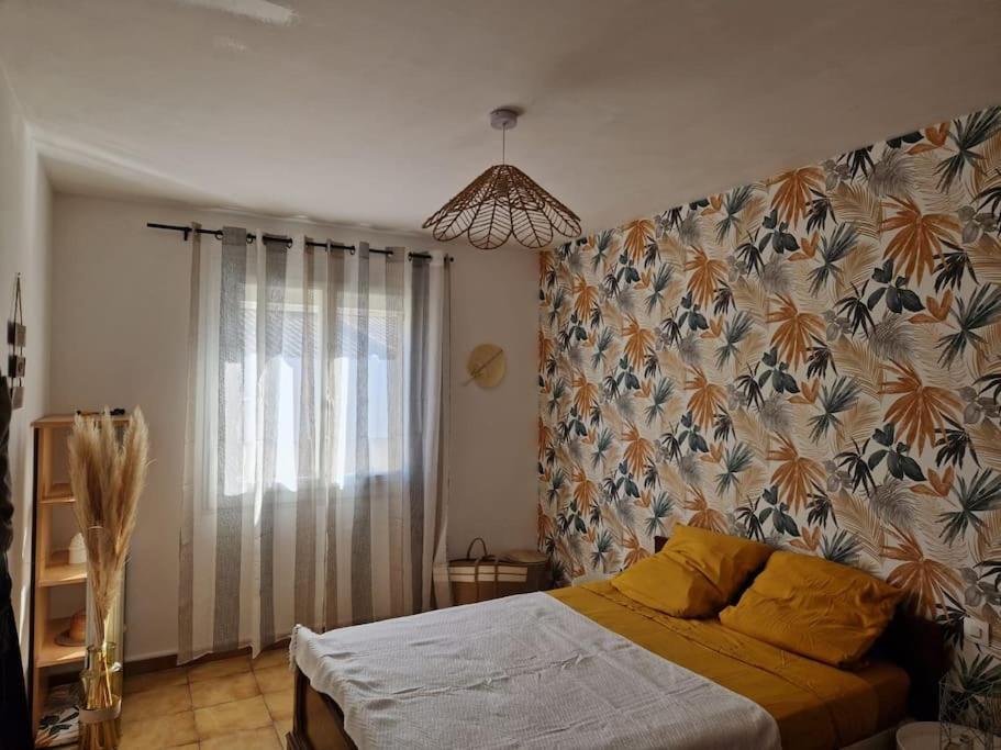 La Maison De Leonie Sur Holiday home *
