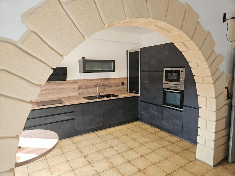 La Maison De Leonie Sur